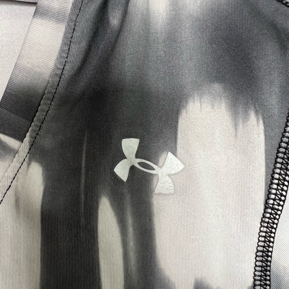 Under Armour Top - Picture 3 of 5